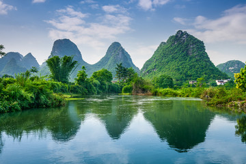 我国已经编制了几个五年计划呢？